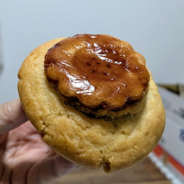 photo of 伸栄 自然派おかし研究所 Strawberry jam rice flour muffins shared by @izumi on  07 Nov 2024 - review