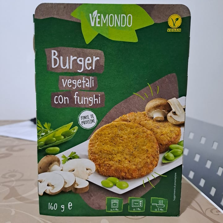 photo of Vemondo 2 burger ai funghi shared by @thebress on  19 Feb 2024 - review