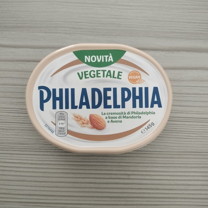 photo of Philadelphia Philadelphia Vegetale Mandorle Avena shared by @a2390 on  09 Jan 2024 - review