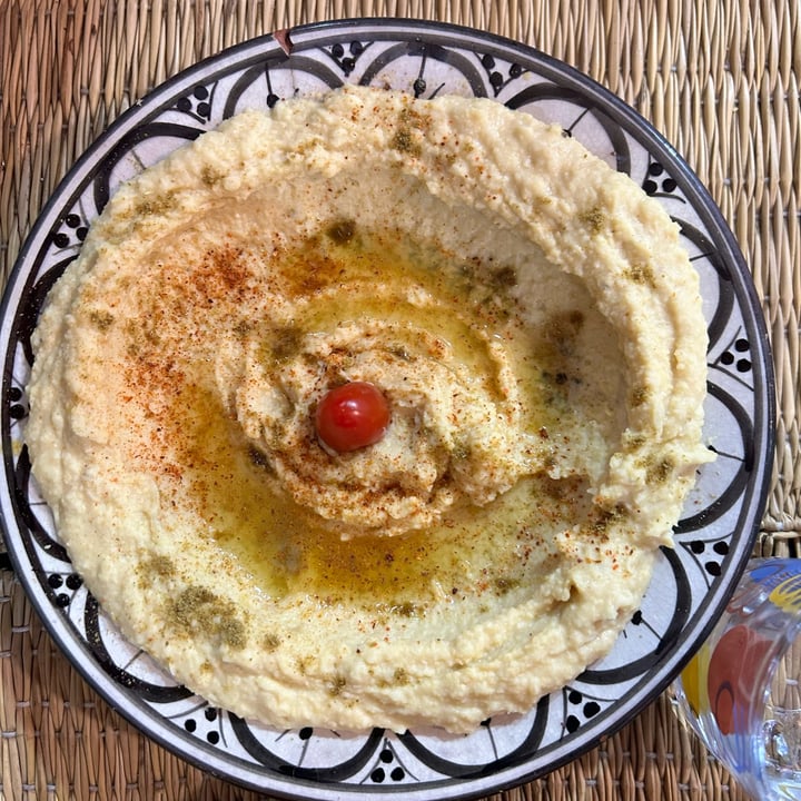 photo of Terrasse Chez Mariama Berbère Hummus shared by @parentesigraffa on  01 Apr 2024 - review