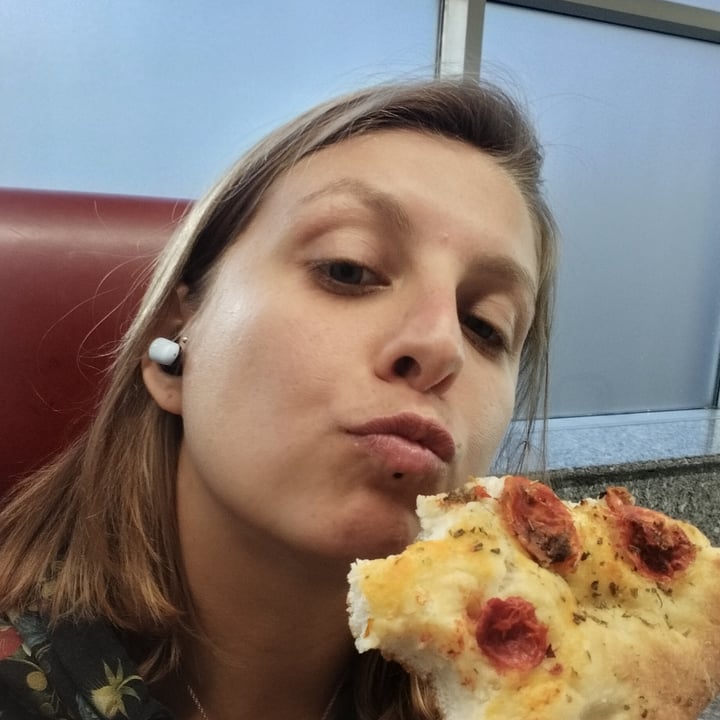 photo of Briciole Bar focaccia barese shared by @albaricoque9 on  26 Sep 2025 - review