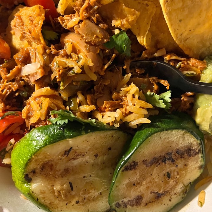 photo of Chicas Tacos market bowl With Jackfruit shared by @vegangumshoe on  20 Sep 2023 - review