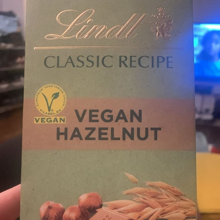 photo of Lindt Vegan Hazelnut shared by @jackhyphen on  05 Jan 2024 - review