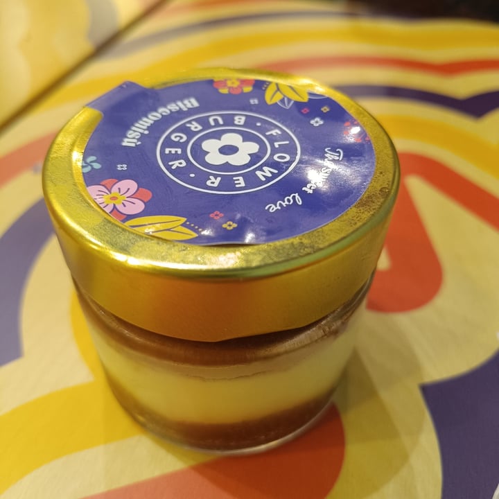 photo of Flower Burger biscomisù shared by @luana92 on  06 Nov 2024 - review