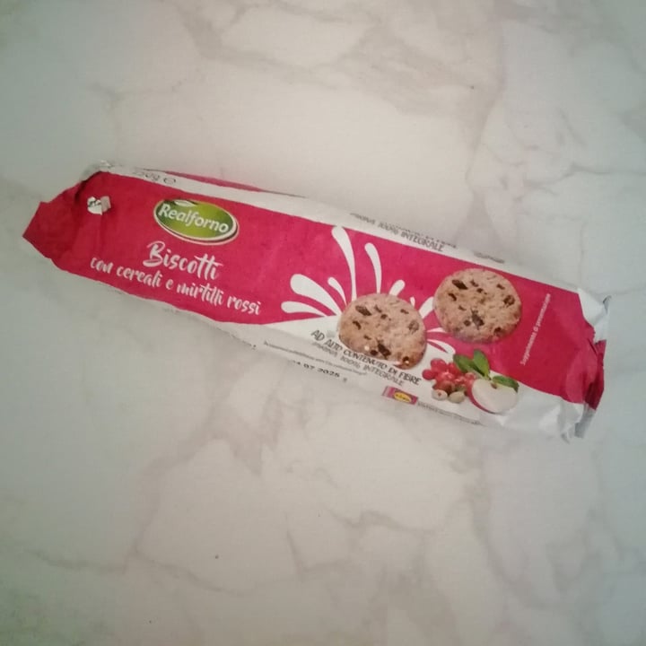 photo of Realforno Biscotti Cereali E Mirtilli Rossi shared by @irxkit on  28 Aug 2024 - review