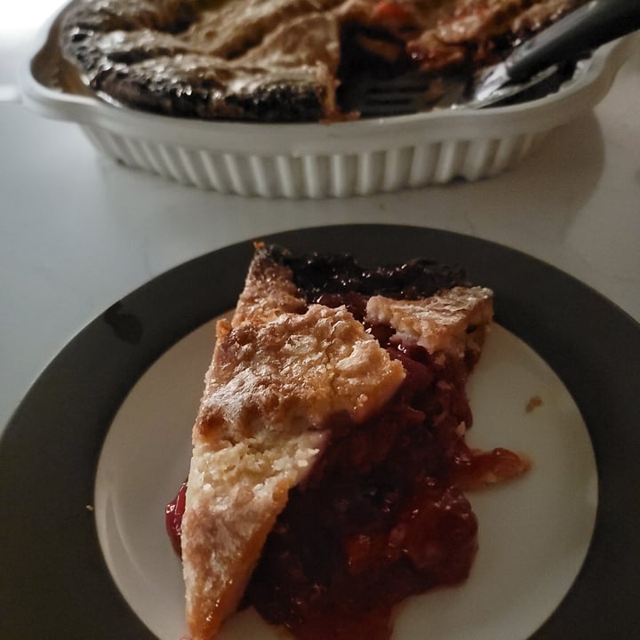 photo of Costco Cherry Pie shared by @joyfullforgood on  24 Jul 2024 - review