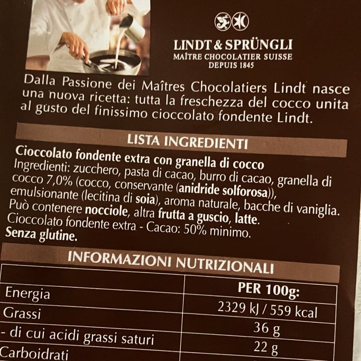photo of Lindt Cioccolata Fondente con Pezzi di Cocco shared by @aliciottolina on  23 Feb 2024 - review