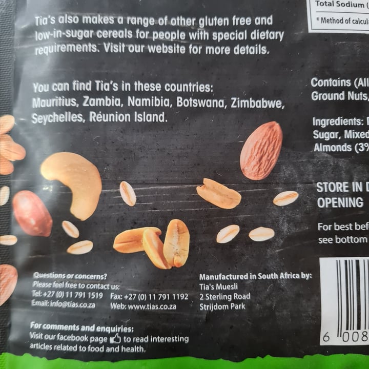 photo of Tia’s Granola shared by @veronicagroen on  24 Sep 2024 - review