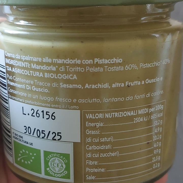 photo of La fattoria della mandorla Crema mandorla & pistacchio shared by @ericaconlac on  29 Mar 2025 - review