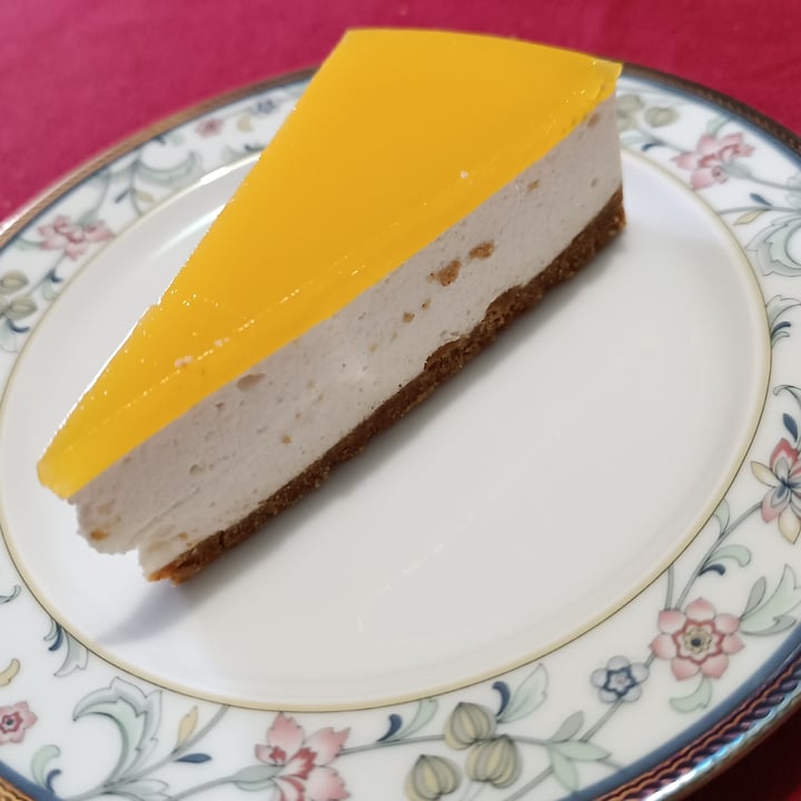 photo of Verdechiaro CheeseCake di avena con gelée di mango shared by @anitarichichi on  14 Jan 2024 - review