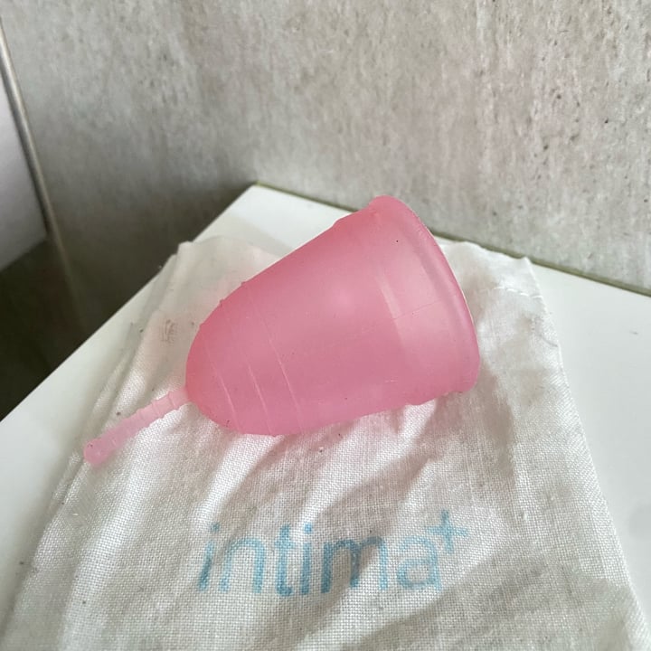 photo of Intima coppetta mestruale M shared by @andra25 on  09 Oct 2025 - review