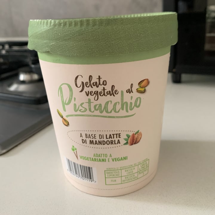 photo of Natura mama gelato vegetale al pistacchio shared by @isarab on  19 Jun 2024 - review