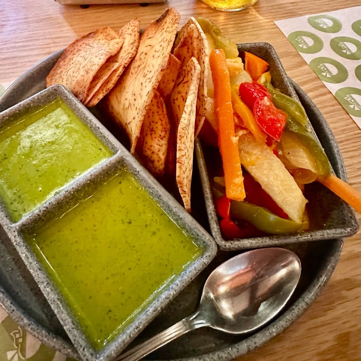 photo of Hummus YA! Laffa Shawarma a la Barbacoa shared by @nancy on  15 Oct 2025 - review