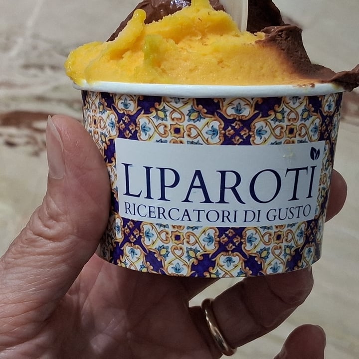photo of Gelateria Liparoti - Erice Gelato Cioccolato Fondente E Mango Siciliano shared by @queenmary on  13 Sep 2025 - review