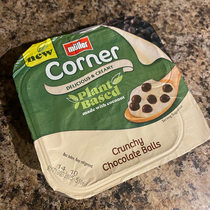 photo of Müller Corner Crunchy Chocolate Balls Yogurt shared by @meganthevegetable on  24 Sep 2023 - review