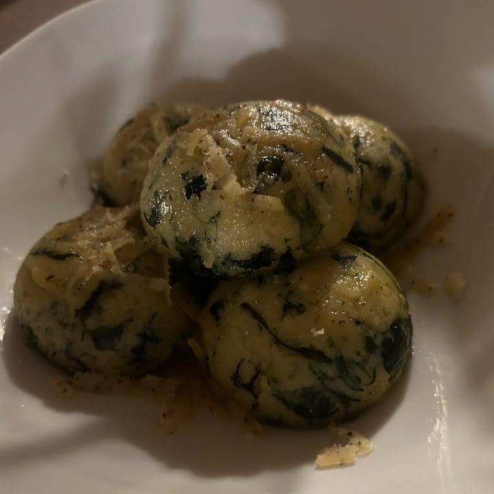 photo of Sotto Loggia bar music & drinks malfatti agli spinaci shared by @federego77 on  11 Sep 2023 - review