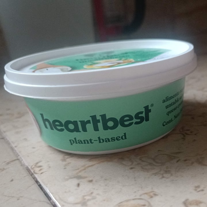 photo of Heartbest queso crema shared by @dhyhanna on  27 Nov 2023 - review