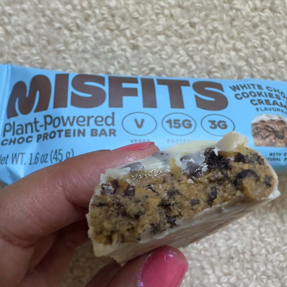 Misfits White Choc Cookies n cream Reviews abillion