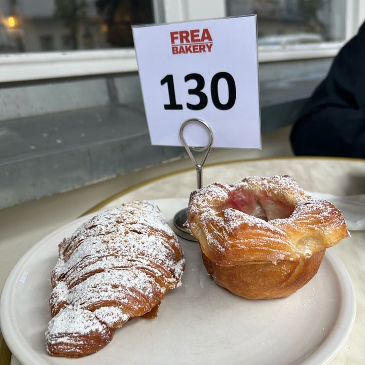 photo of FREA Bakery croissant hazelnut shared by @ilovegoats on  16 Sep 2025 - review