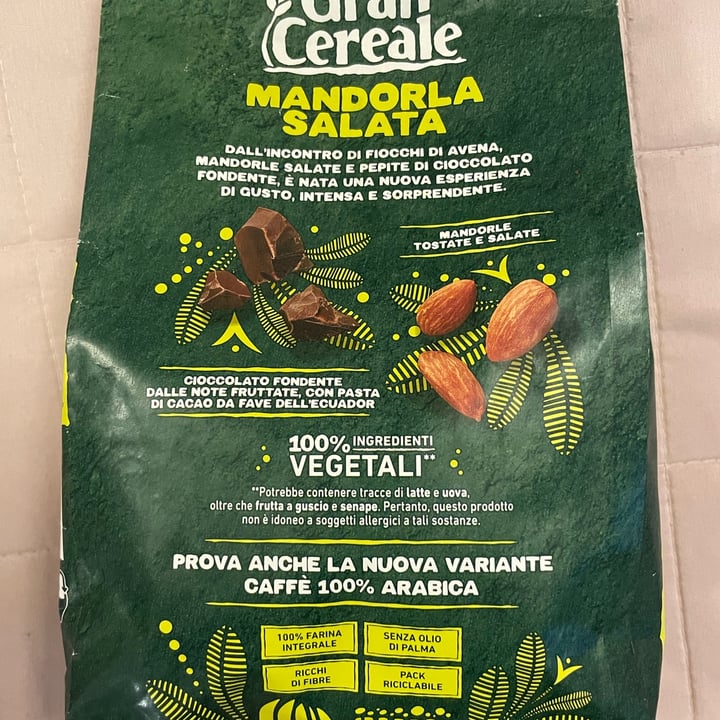 photo of Gran Cereale Gran Cereale mandorla salata shared by @estella0571 on  15 Apr 2024 - review