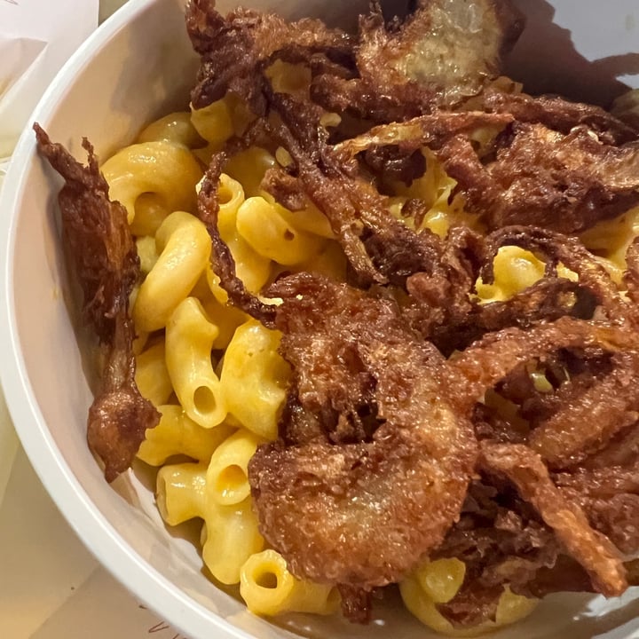 photo of Hey, Sunshine Kitchen mac n cheese shared by @vegangumshoe on  25 Sep 2023 - review