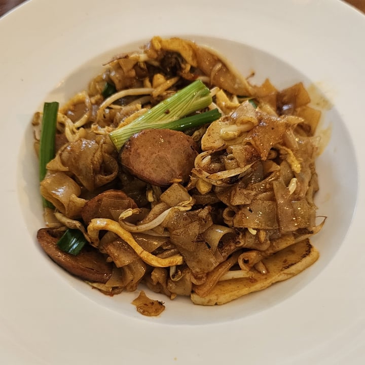 photo of Clover Plant Based Kitchen and Bar Penang Char Kway Teow shared by @akanksha-r on  18 Mar 2024 - review