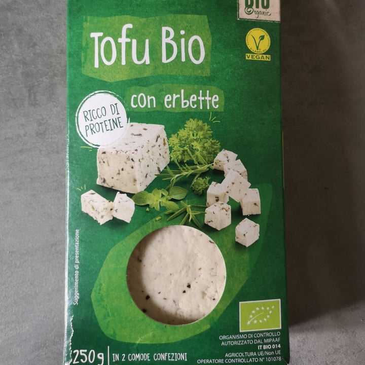 photo of Vemondo tofu con erbette shared by @mariversovegan on  09 Nov 2023 - review