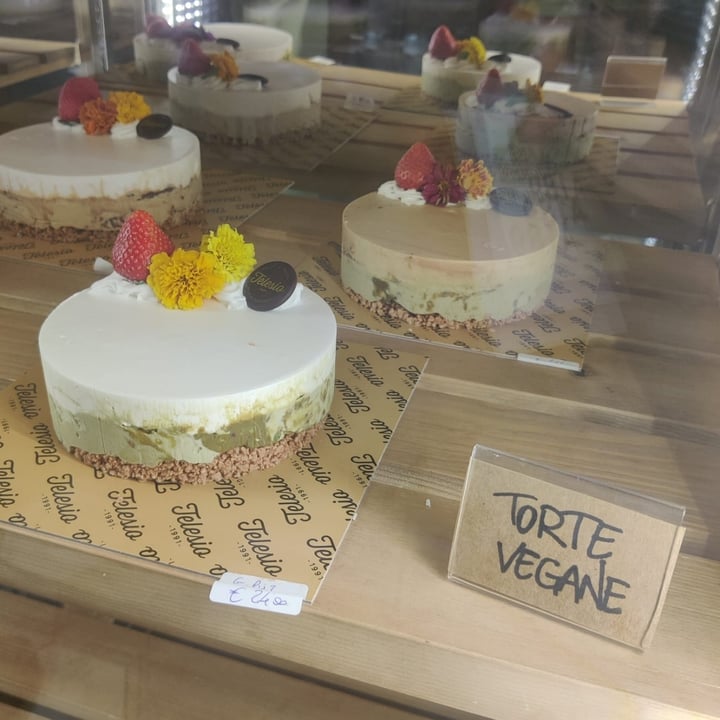 photo of G - Gelateria Corso Telesio uva fragola shared by @lindalin on  03 Jul 2025 - review