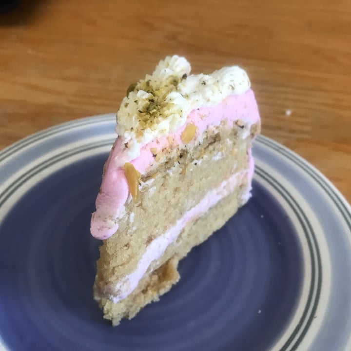 photo of Pattycake Bakery Pistachio Rosewater Cake shared by @arronlee on  03 May 2024 - review