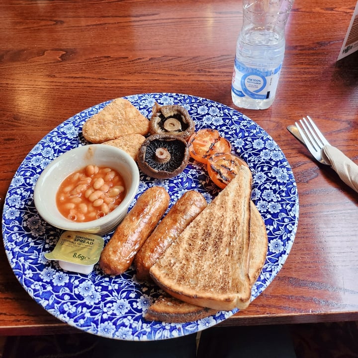 photo of Wetherspoons Vegan breakfast shared by @riaria on  23 Apr 2024 - review