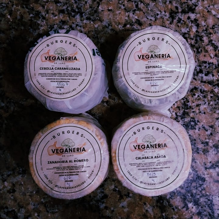 photo of Veganeria de Luro Burguers de Espinaca shared by @nanicuadern on  16 Apr 2025 - review