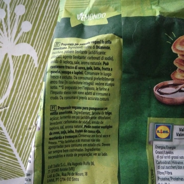 photo of Vemondo Vegan Pancake Mix shared by @veggylove on  01 May 2024 - review