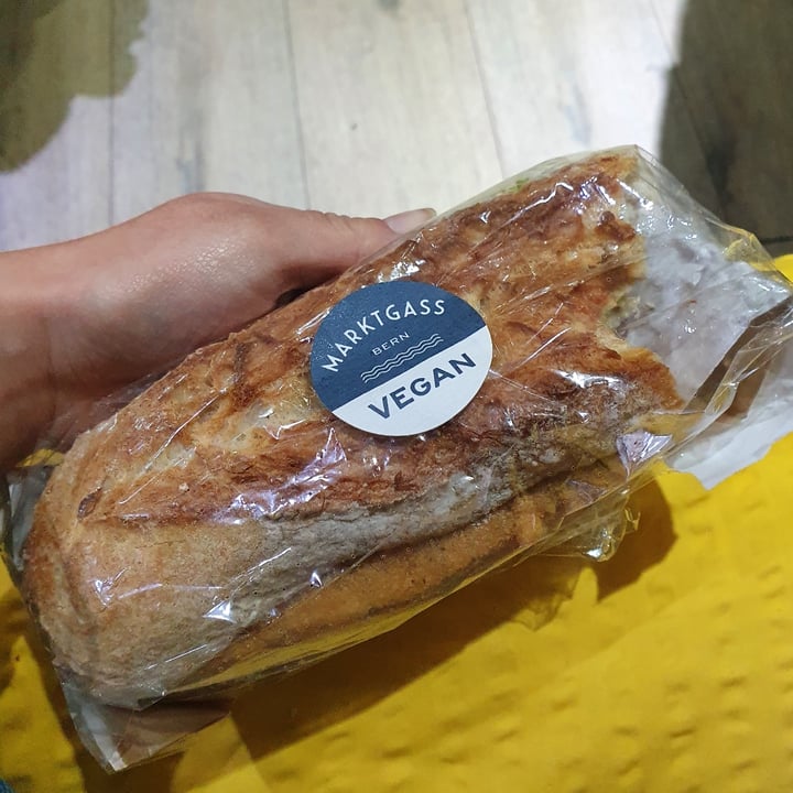 photo of Coop City Marktgasse Baguette Schnitzel Vegan shared by @tania- on  17 Dec 2023 - review