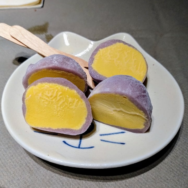 photo of XIANG DIMSUM mochi passion fruit shared by @lidiaaguilar on  29 Oct 2023 - review