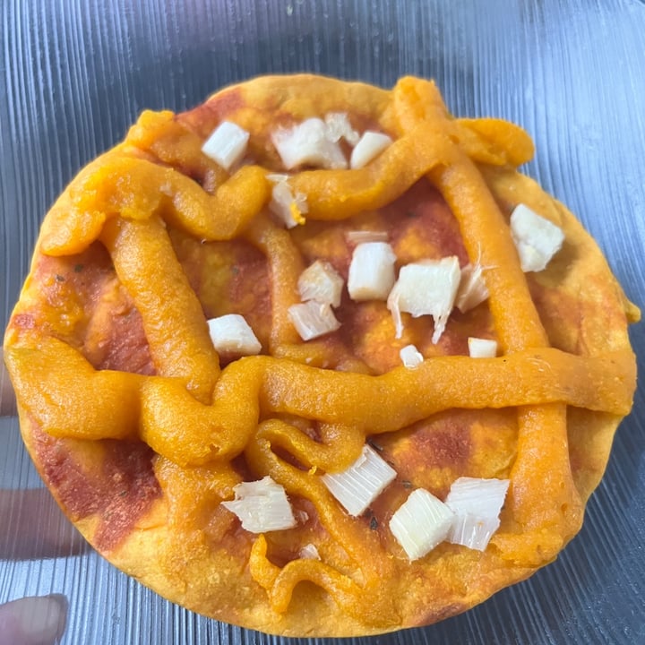 photo of Cantinho Veg Pizza Brotinho De Palmito E Cheddar shared by @isadoragontijo on  24 Aug 2023 - review