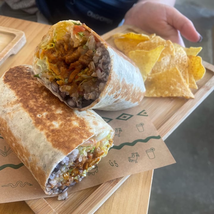 photo of Gallo Santo Burrito Al Pastor shared by @alondrask on  16 Jun 2024 - review