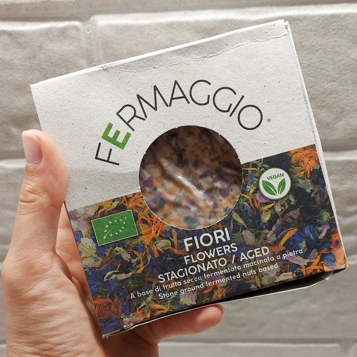 photo of Fermaggio Fermaggio stagionato ai fiori shared by @veraviglie on  21 Sep 2023 - review