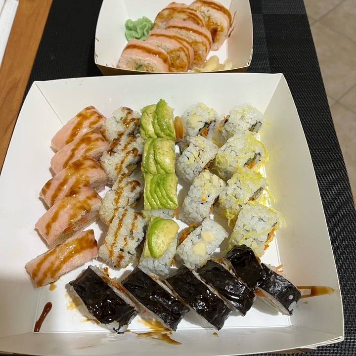 photo of Sushiya Bologna sushi vegano dallo chef shared by @sardinianveganwitch on  10 Jan 2024 - review