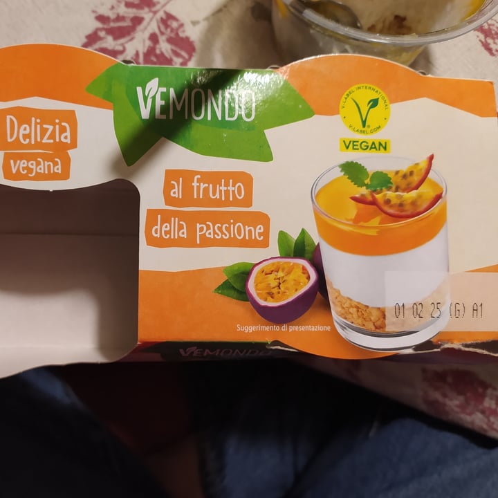 photo of Vemondo delizia vegana al frutto della passione shared by @marghe333 on  20 Jan 2025 - review
