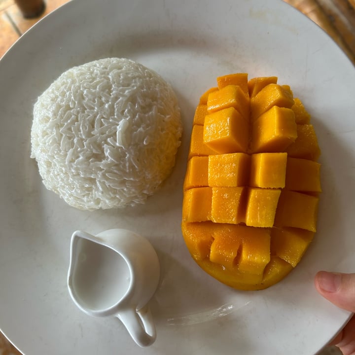 photo of Robinson Bungalows Mango Sticky Rice shared by @tiascaz on  22 Apr 2024 - review