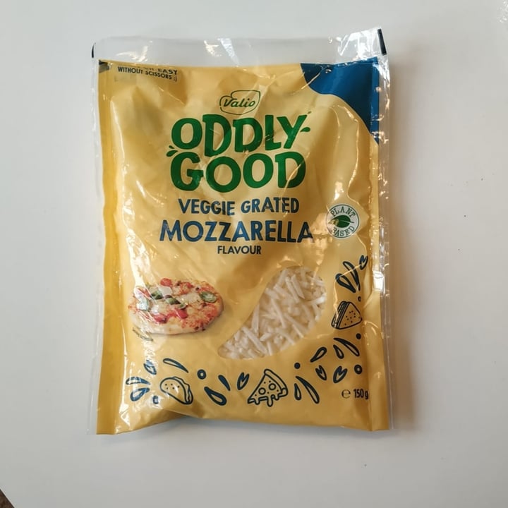photo of ODDLY GOOD Veggie Grated Mozzarella shared by @martdei on  30 Aug 2023 - review