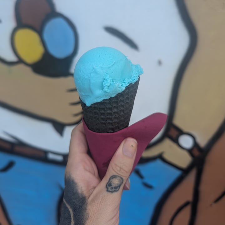 photo of vegan ice cream & coffee smurf shared by @conjuringwanderlust on  19 Jun 2024 - review