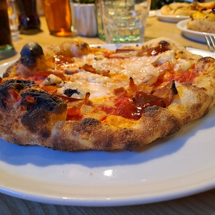 photo of Purezza - Vegan Pizza Camden Four Cheese Pizza shared by @kristhesfiguz on  24 Nov 2023 - review