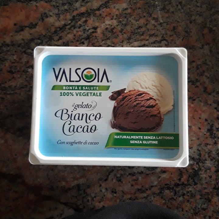 photo of Valsoia Il gelato Bianco Cacao shared by @ggiorgia on  06 Apr 2024 - review