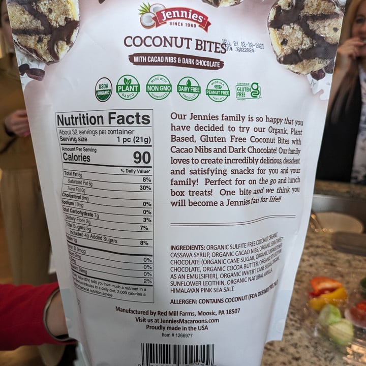 photo of Jennies Organic Coconut Bites with Cacao Nibs & Dark Chocolate shared by @edav334 on  02 Apr 2024 - review