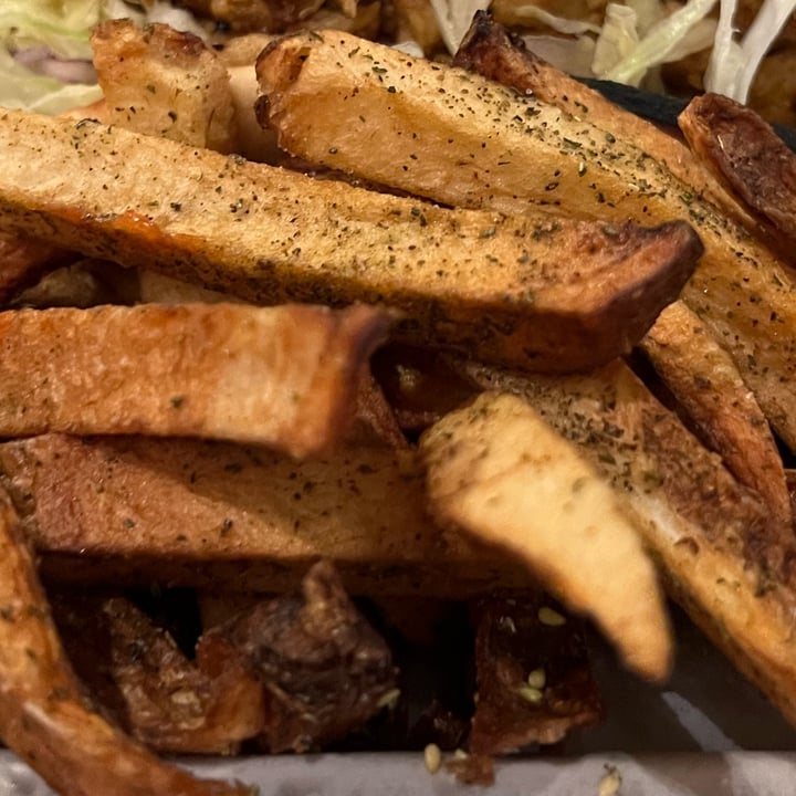 photo of Kaya's Kitchen zaatar  seasoned french fries shared by @allycat38 on  20 Sep 2025 - review