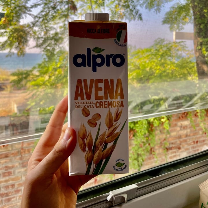 photo of Alpro Bevanda avena senza zuccheri shared by @tenny88 on  02 Sep 2023 - review