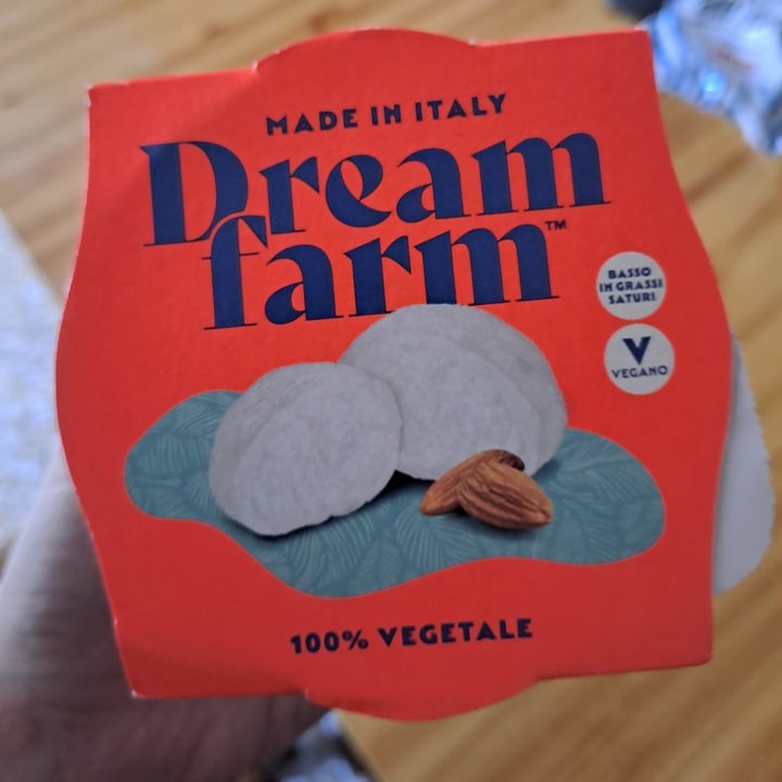 photo of Dream Farm Alternativa vegetale alla mozzarella shared by @francesca237 on  21 Sep 2024 - review