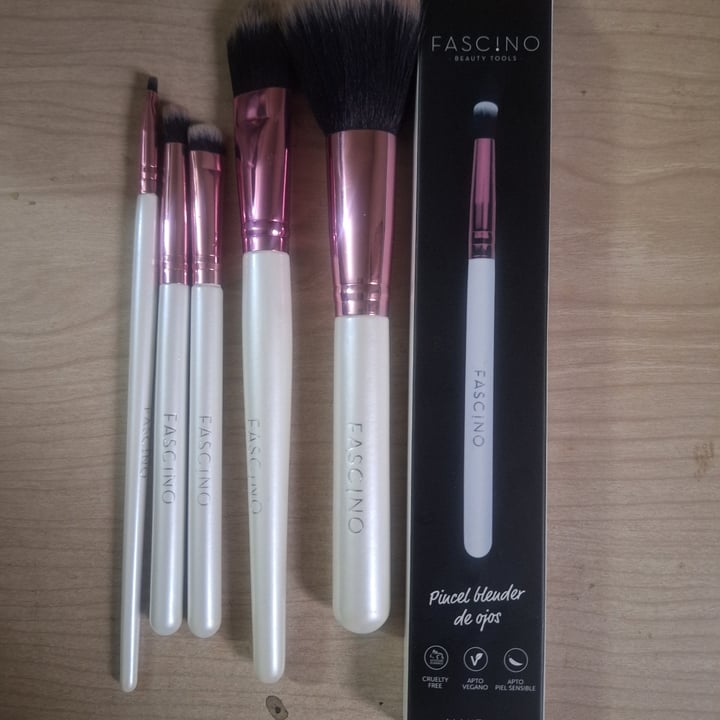photo of Fascino Set de 7 Brochas shared by @vaninadls on  05 May 2025 - review