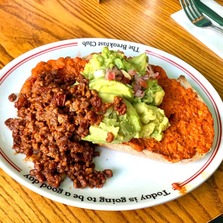 photo of The Breakfast Club Smashed Avocado & Mojo Picon shared by @vegpledge on  08 Apr 2024 - review